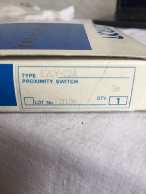 Omron Proximity Switch E2CY-C2A - Image 2