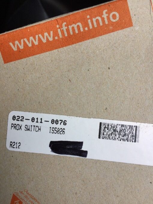 IFM Efector IS5026 Inductive Proximity Switch - Image 3
