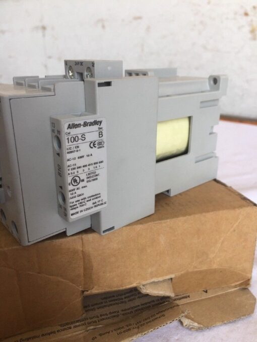 Allen-Bradley 100-C37Z00C - Image 2