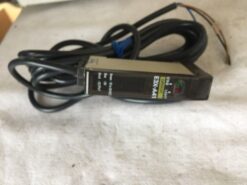 Alternative view of Omron E3X-A41 Photoelectric Sensor