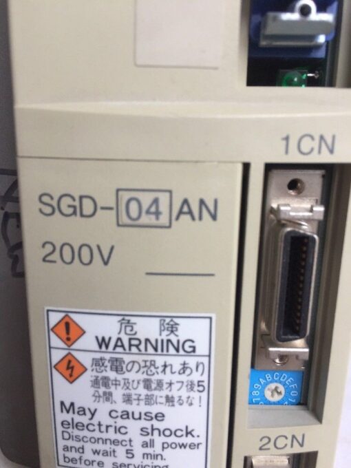 Yaskawa Servopack SGD-04AN