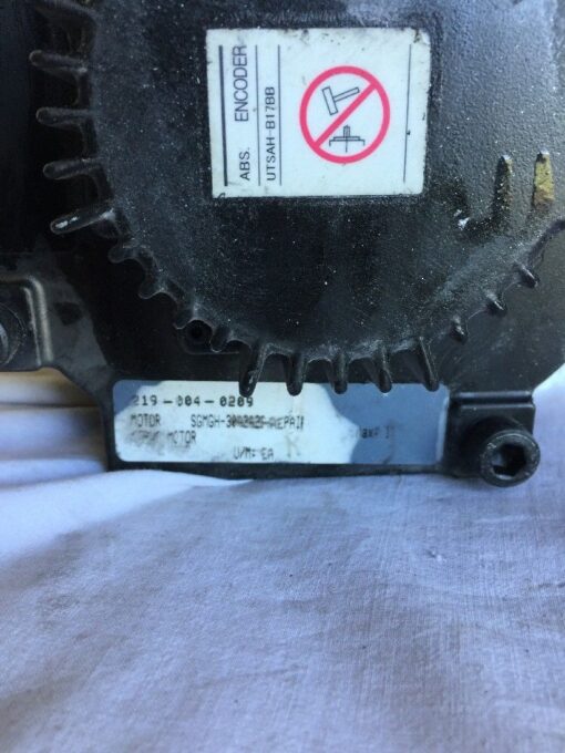 Yaskawa AC Servo Motor SGMGH-30A2A - Image 3