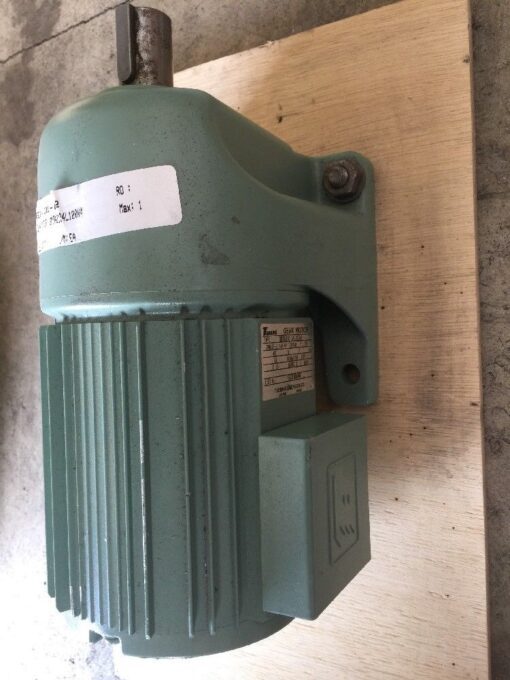 Tsubaki Gear Motor GMTA010-24L120V4 - Image 3