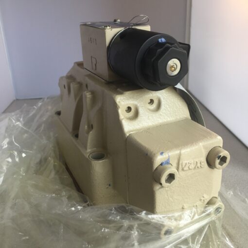 Tokimec Pilot Valve DG5V-H8-2A-U7-H-82-JA484 - Image 3
