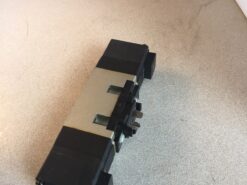 Alternative view of SMC VS7-6-FJG-D-3Z Solenoid Valve