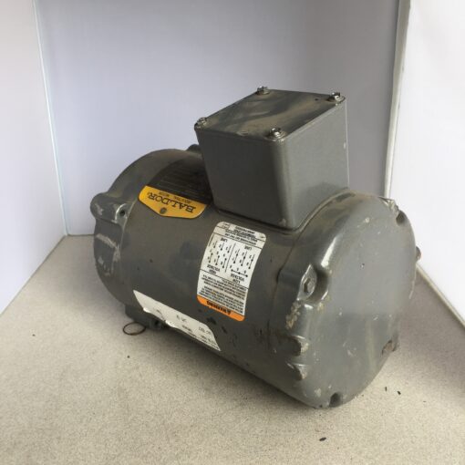 Baldor 460 Volts KNM3454 - Image 3