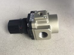 Alternative view of SMC AR40-04 Air Pressure Regulator