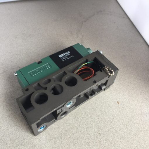 Numatics Solenoid Valve 082SA415M000061 - Image 2