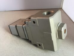 Alternative view of SMC Solenoid Valve VP3165