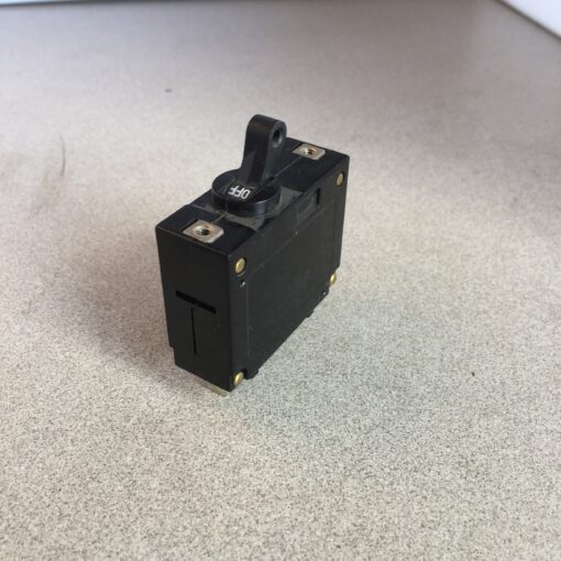 RU Circuit Protector NRAS1100 22Y20K - Image 3