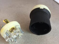 Alternative view of Hubbell 30 Plug TW-LK HBL2611