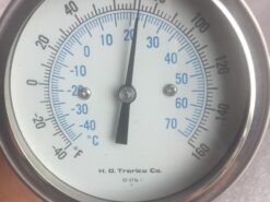 Alternative view of Gauge 1/2 NPT Model-30 B83205