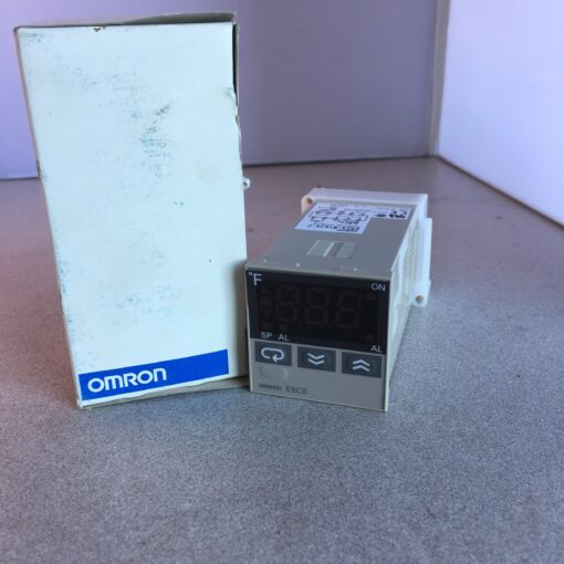 Omron Temperature Controller E5CS-R1KJX-F
