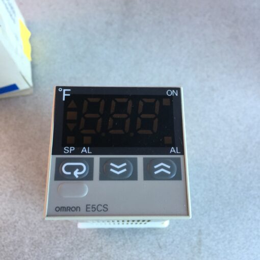 Omron Temperature Controller E5CS-R1KJX-F - Image 2
