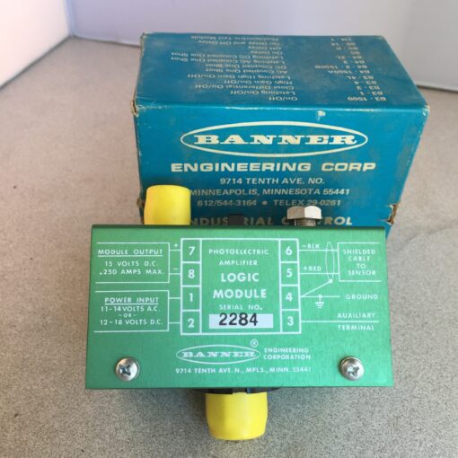 Banner Plug-In Module B8