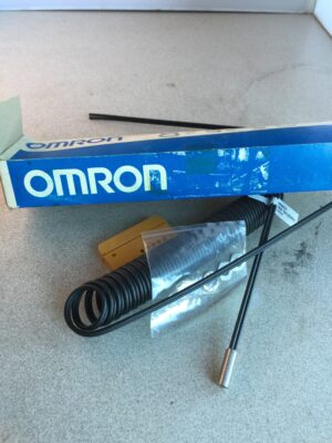 Omron Photoelectric Switch E32-DC200C