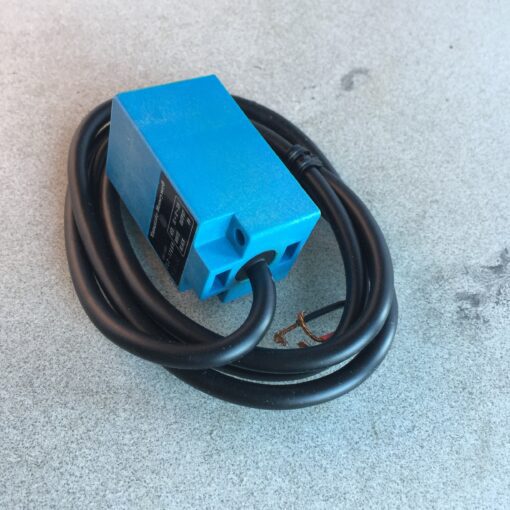Yamatake Honeywell Proximity Switch FL2-12A6H