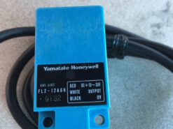 Alternative view of Yamatake Honeywell Proximity Switch FL2-12A6H