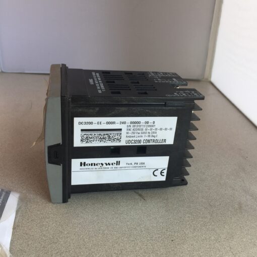 Honeywell Controller DC3200-EE-000R-240-00000-00-0 - Image 3