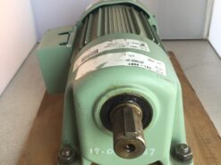 Alternative view of Tsubaki Gear Motor GMTA020-24L75BV4