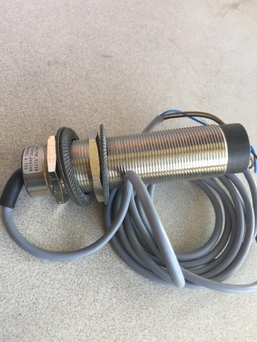 Allen-Bradley Proximity Switch 873C-DDAV1000E2 - Image 4