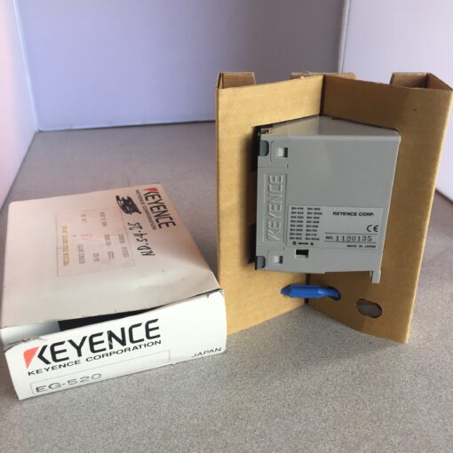 Keyence Sensor Amplifier EG-520 - Image 2
