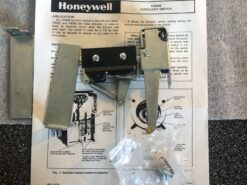 Alternative view of Honeywell Auxiliary Switch 133568