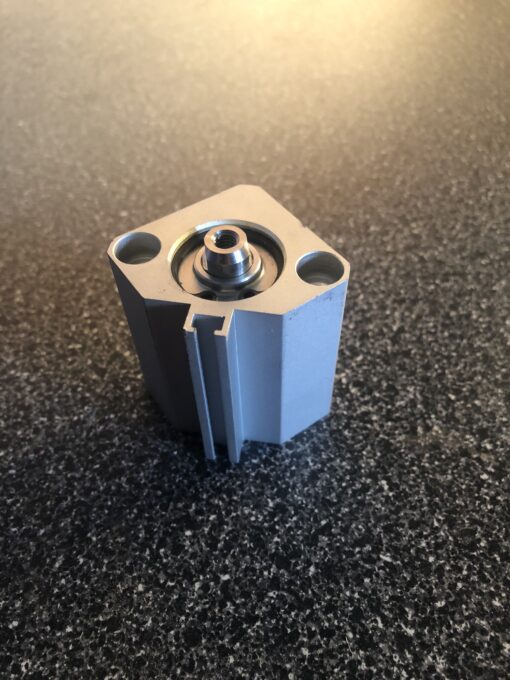 SMC CDQ2B20-15DC - Image 3