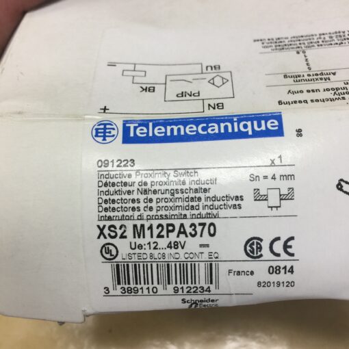 Schneider Electric Telemecanique XS2M12PA370