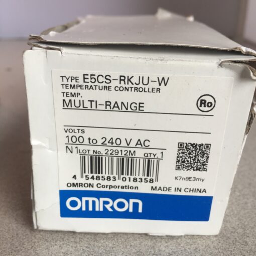 Omron Controller E5CS-RKJU-W - Image 2