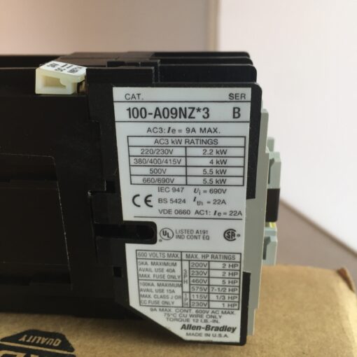 Allen-Bradley Contactor 100-A09NZ24-3 Series B - Image 5