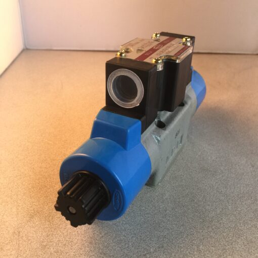 Toyo-oki Solenoid Valve HD3-3W-BCA-025A-LYD - Image 2
