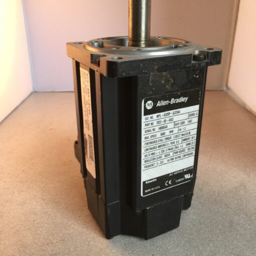 Allen-Bradley Servo Motor MPL-A320P-SJ22AA - Image 4