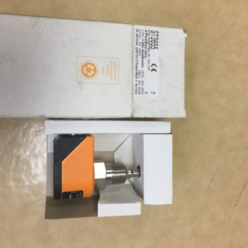 IFM Electronic Flow Monitor ST3655
