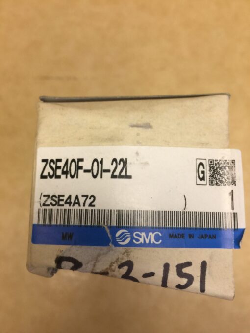 SMC ZSE40F-01-22L-A