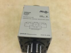 Alternative view of Omron Timer H3M-DC24-B