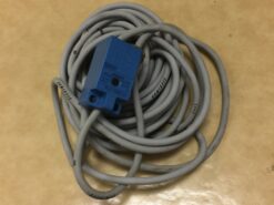 Alternative view of Yamatake Honeywell Azbil Proximity Switch FL2-7A6S-L5