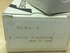 Alternative view of Yamatake Honeywell 3LS1-J