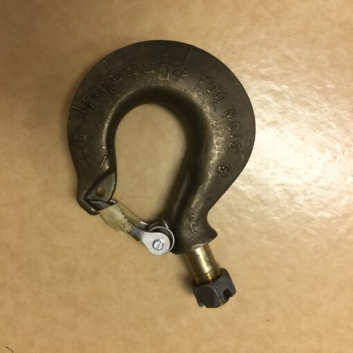 Hook and Latch 319N