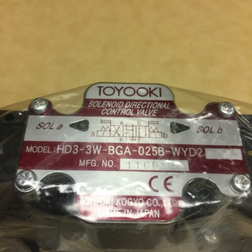 Toyo-oki HDE-3W-BGA-025B-WYD2 Valve - Image 3