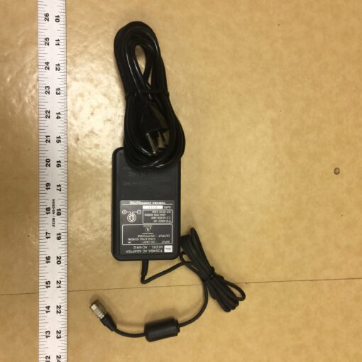 Toshiba AC-M412W Camera Adapter - Image 2