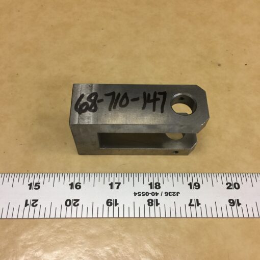 Knuckle R-710-70-09
