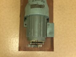 Alternative view of Tsubaki Gear Motor GMTA02028L165V4