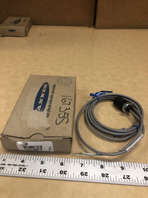 Banner Remote Sensor LR200