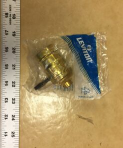 Leviton 21735S