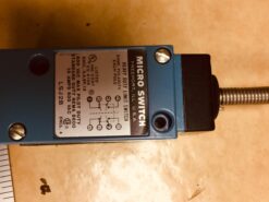 Alternative view of Honeywell Micro Switch	 LSJ2B-7A