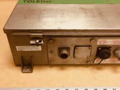 Alternative view of Mettler Toledo Scale 8132