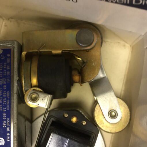 Honeywell Micro Switch	BZV6-2RN2 - Image 3