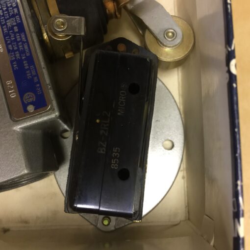 Honeywell Micro Switch	BZV6-2RN2 - Image 4