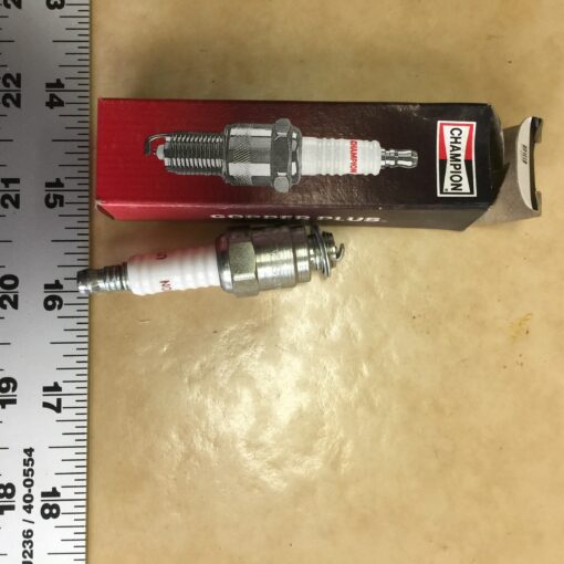 Copper Spark Plugs UY6